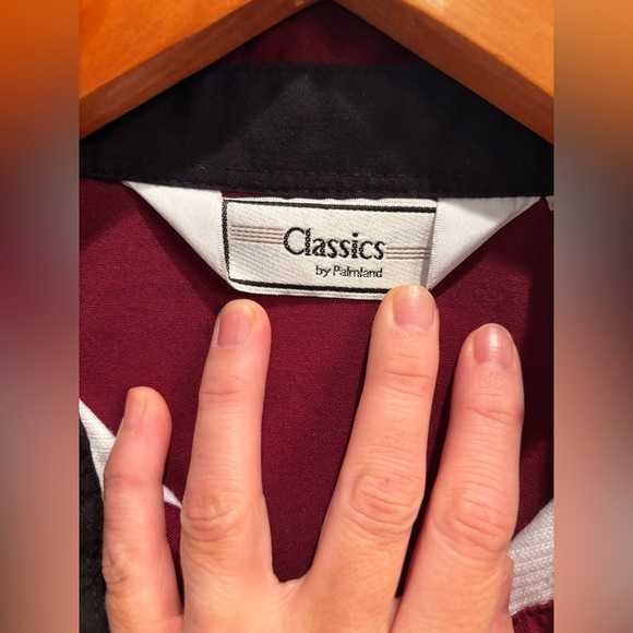 Burgundy and Black Shirt size large vintage men’s short sleeve polo  classic - Picture 9 of 9